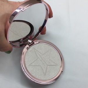 Jeffree Star⭐️Skin Frost⭐️Limited Edition